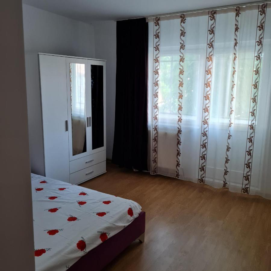 Apartament 2 Camere - Pitesti / 2-Rooms Apartment - Piteşti Eksteriør billede
