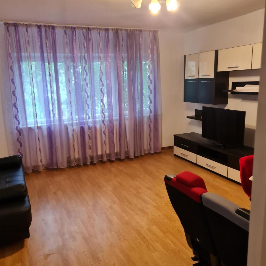Apartament 2 Camere - Pitesti / 2-Rooms Apartment - Piteşti Eksteriør billede