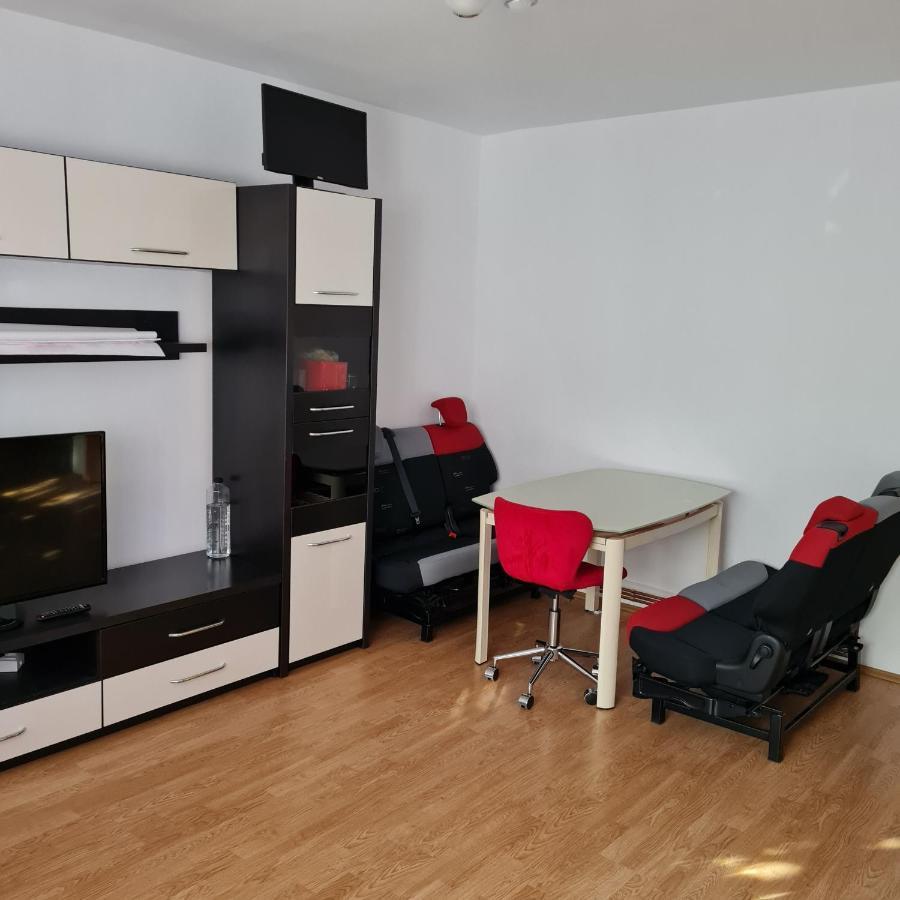 Apartament 2 Camere - Pitesti / 2-Rooms Apartment - Piteşti Eksteriør billede